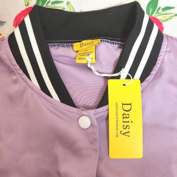 LAVENDER SATIN ☆ BASEBALL STYLE ☆ CROPPED LIGHTWEIGHT JACKET ☆ NWT - Picture 6 of 6